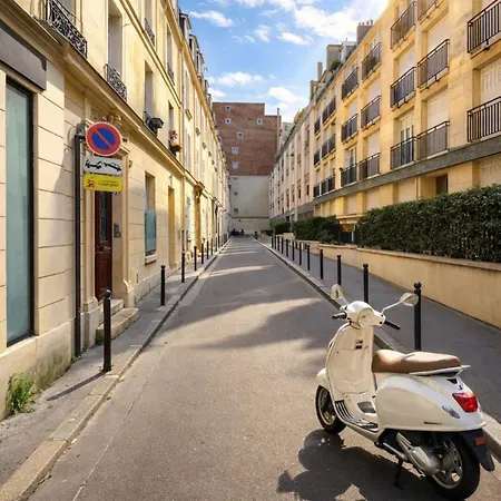 Apartmán Le Village Cache, Quiet & Central, Arc De Triomphe